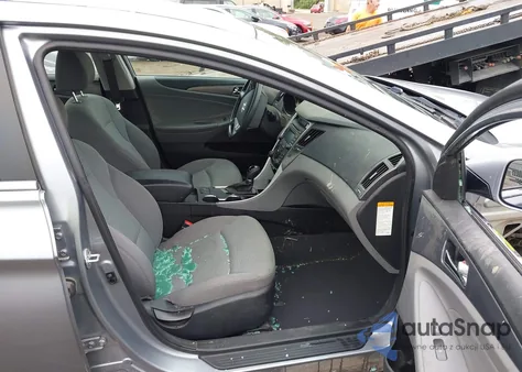 2015 Hyundai Sonata Hybrid из США, поврежденный, VIN KMHEC4A49FA139239